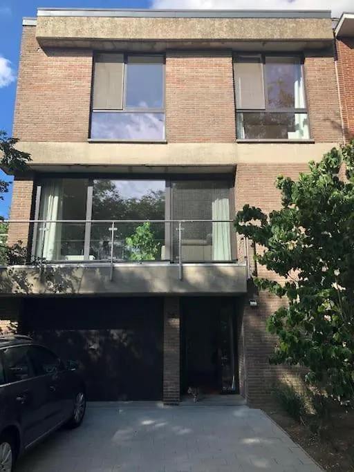 Prive Kamer Met Chill Room En Gedeelde Badkamer - Rand Antwerpen - Afrit E313 Wommelgem - Vlakbij Tramhalte Lijn 9 En 24 Anvers